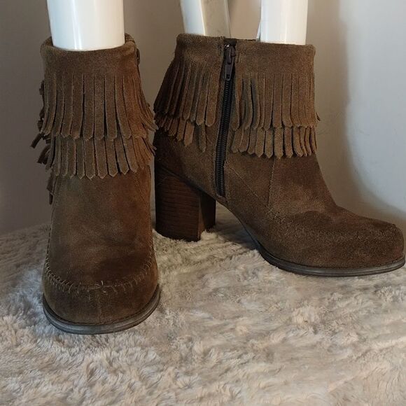 Sbicca Brown Suede Fringe Block Heel Booties - Picture 3 of 9